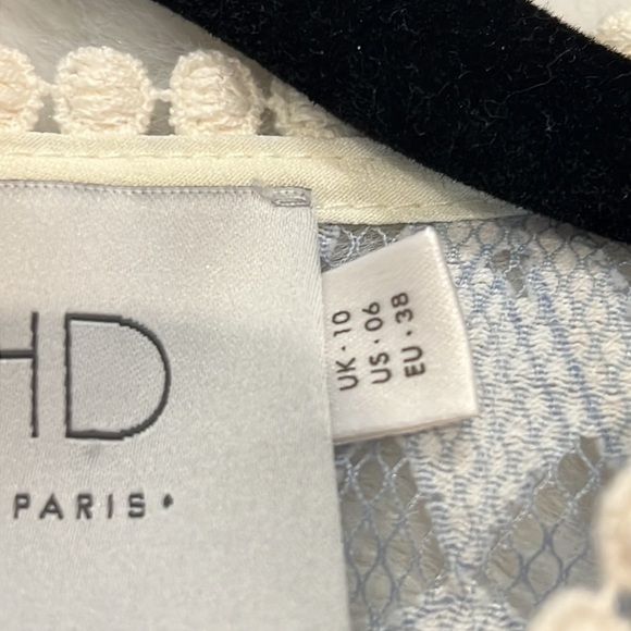 HD in Paris an Anthropology brand blue lace shirt w peplum size 6 - Picture 11 of 14